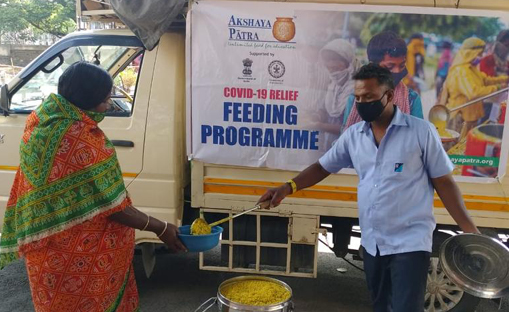 Akshaya Patra Scales Up its Relief Feeding Efforts in Maharashtra serves over 47 lakhs meals 