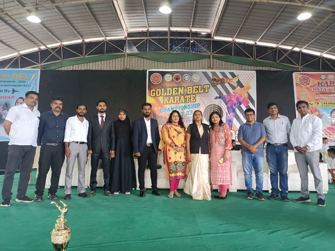 36 schools and 1200 students of Pune participated in Golden Belt Karate Championship